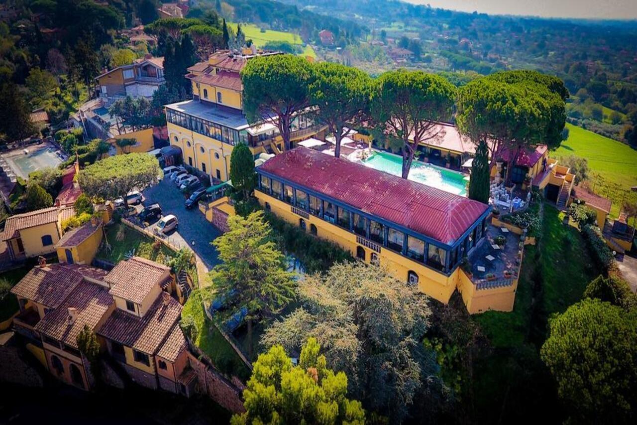 Grand Hotel Helio Cabala Marino Exteriör bild