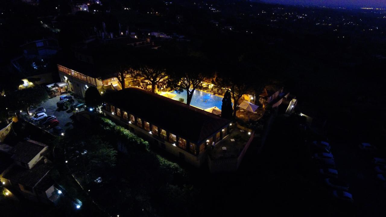 Grand Hotel Helio Cabala Marino Exteriör bild