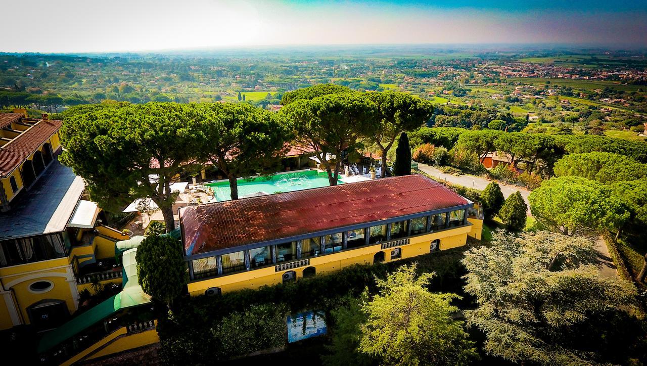 Grand Hotel Helio Cabala Marino Exteriör bild